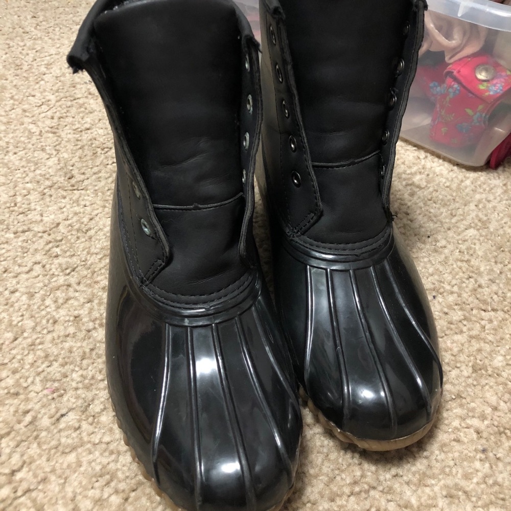 Duckie style boots